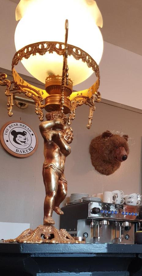 The Bear Bread Bakery B&B, Ensuite Rooms Above The Bakery, Colyton Eksteriør billede
