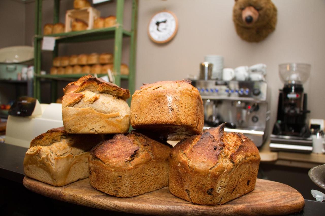 The Bear Bread Bakery B&B, Ensuite Rooms Above The Bakery, Colyton Eksteriør billede