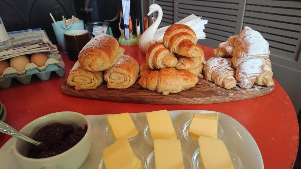 The Bear Bread Bakery B&B, Ensuite Rooms Above The Bakery, Colyton Eksteriør billede