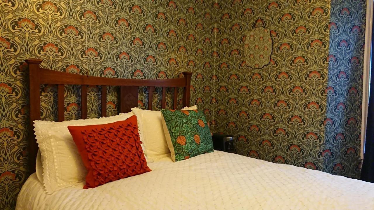 The Bear Bread Bakery B&B, Ensuite Rooms Above The Bakery, Colyton Eksteriør billede